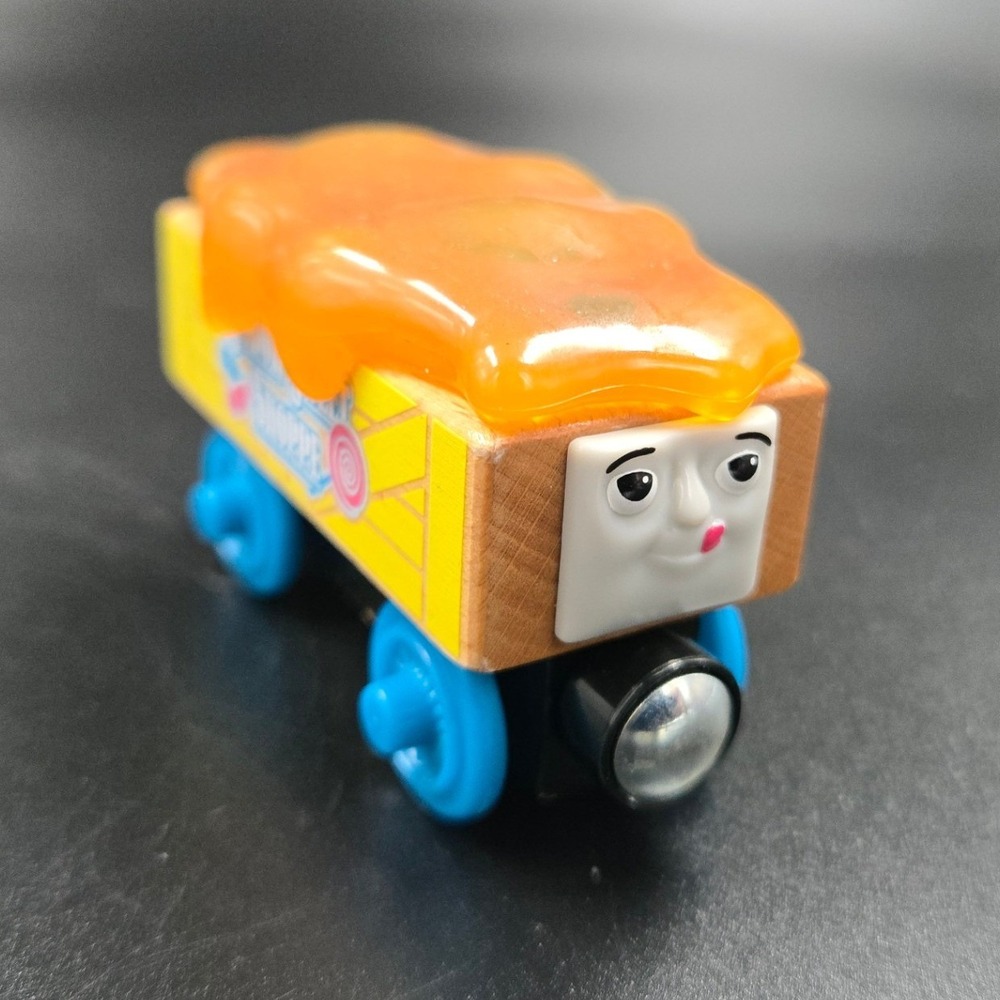 Thomas & Friends Wooden Railway CARAMEL CAR Sodor Sweet Shoppe Mattel GGH15